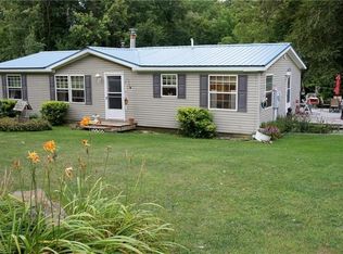 23298 Mitchell Rd, Saegertown, PA 16433