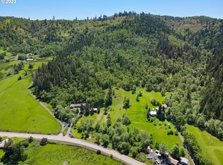 2685 Newton Creek Rd, Roseburg, OR 97470