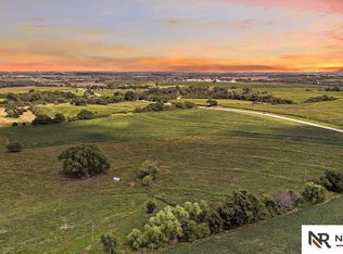 705 C Rd, Palmyra, NE 68418