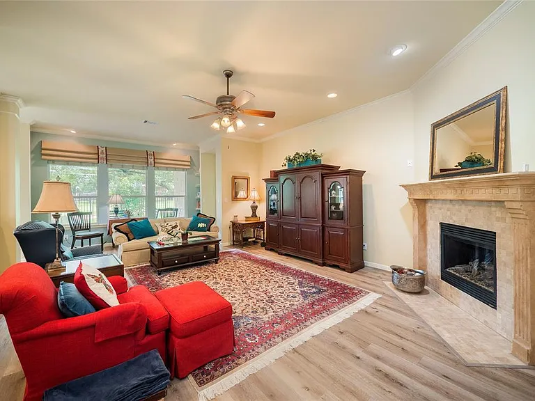 3805 Longhorn Acres St — Photo 10