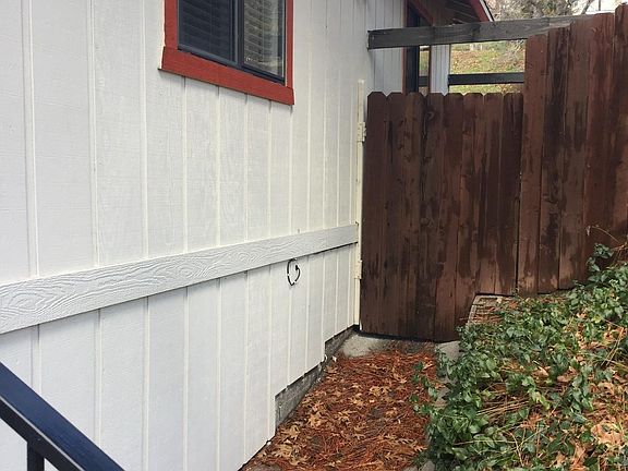 5th image of 24824 Lake Dr