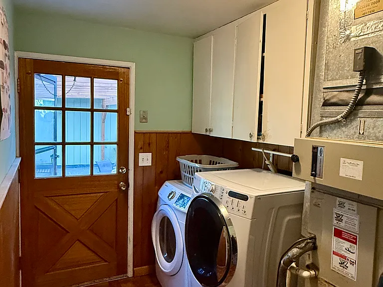 Bowman Ave NW — Photo 13