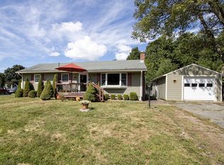 28 Lavigne Rd, Essex Jct, VT 05452
