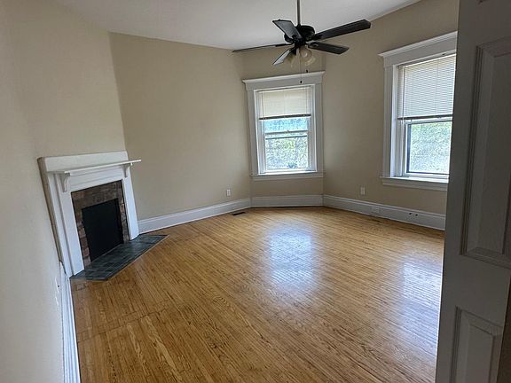 4th image of 531 W Ormsby Ave APT 3