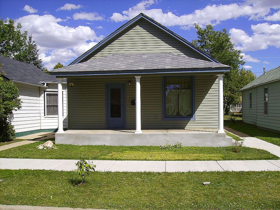 1st image of 709 6th St