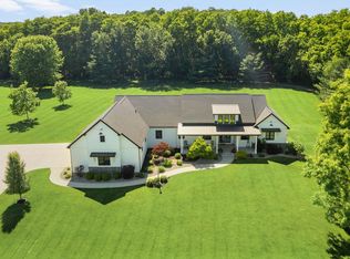 30356 Blackhawk Dr, Granger, IN 46530