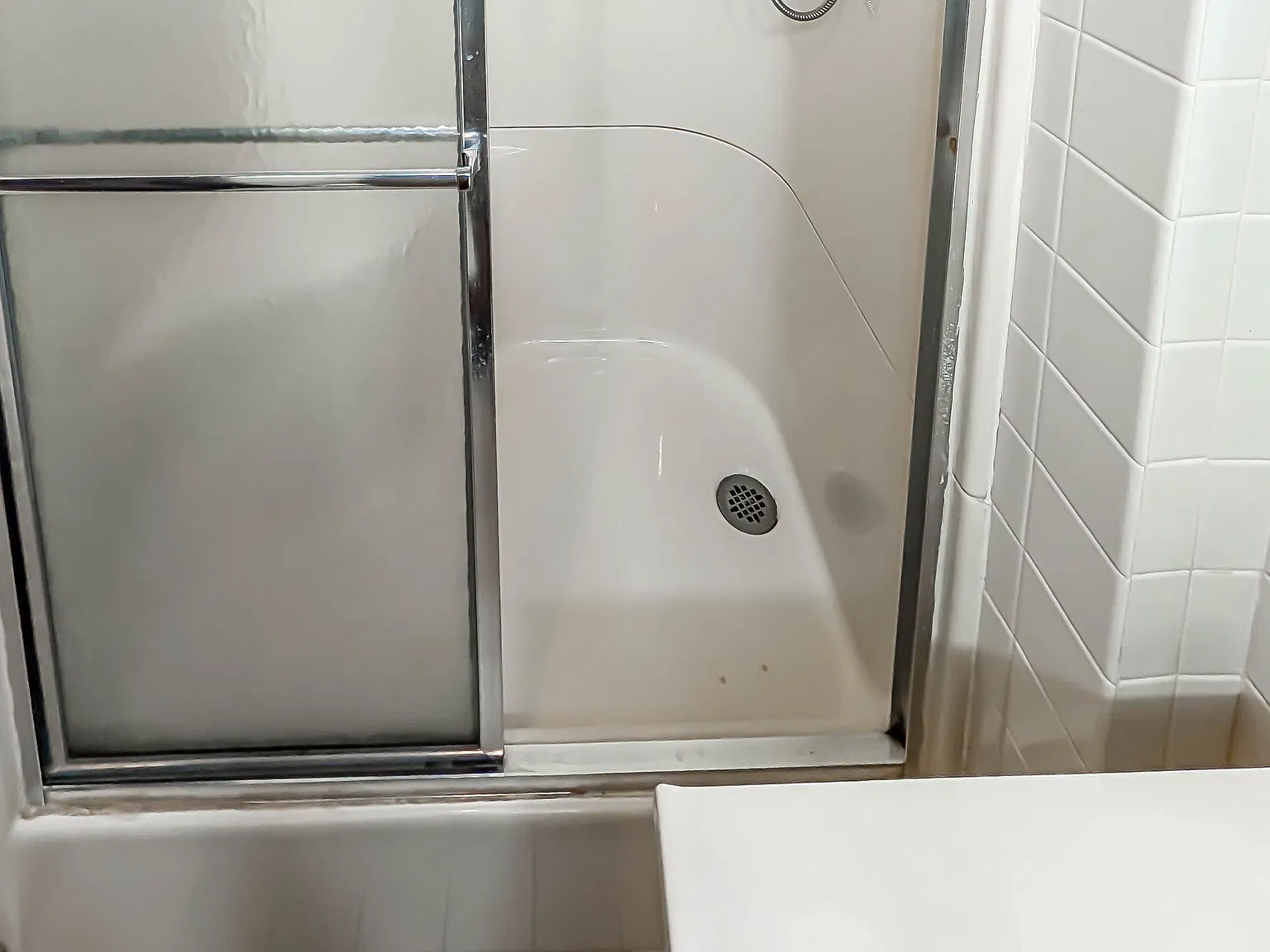 3 bed, 1008 sqft, $1,850 — Photo 4