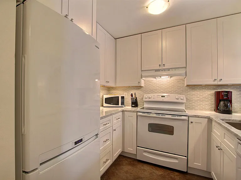 206 W Duffy St #C — Photo 7