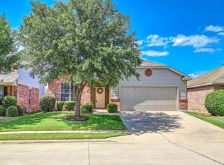 13016 Fencerow Rd, Fort Worth, TX 76244