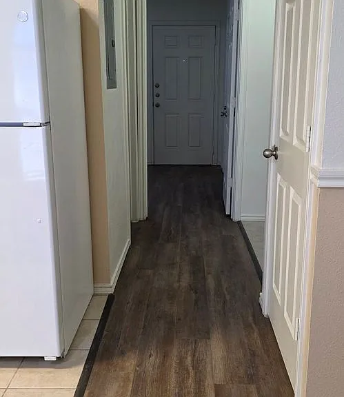 Autumn Ridge 2 BR/2 BA — Photo 8