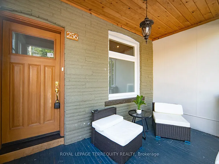 256 Boston Ave #B — Photo 3