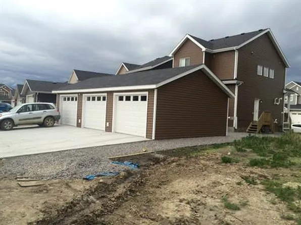 304 Simmonds Way #1A, Leduc, AB T9E 0X4