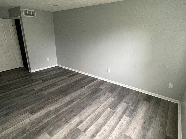 6 Prestwick Way — Photo 8