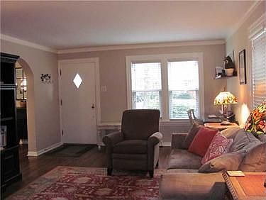 4th image of 224 Beverly Dr