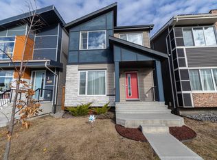 2463 Kelly Cir SW, Edmonton, AB T6W4G2