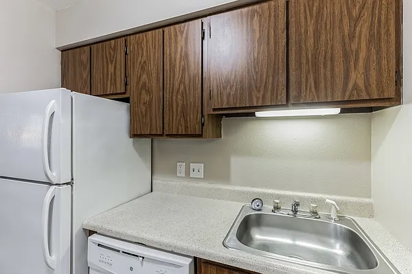 Beacon Place Apartments — Photo 14