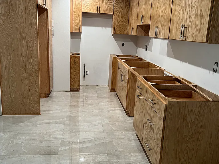 2015 W 157th St — Photo 13