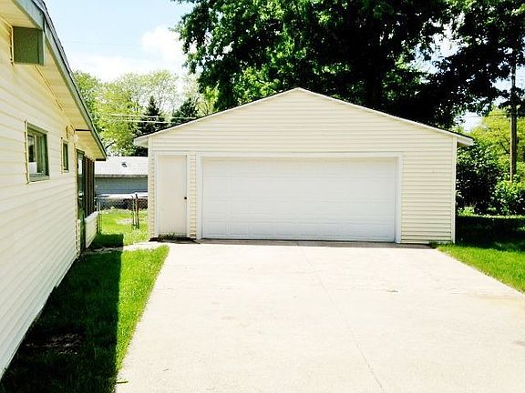4th image of 519 Eldora Ln
