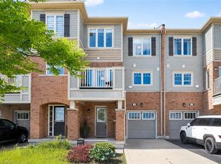 9 Outlook Ter, Kitchener, ON N2R 0K6