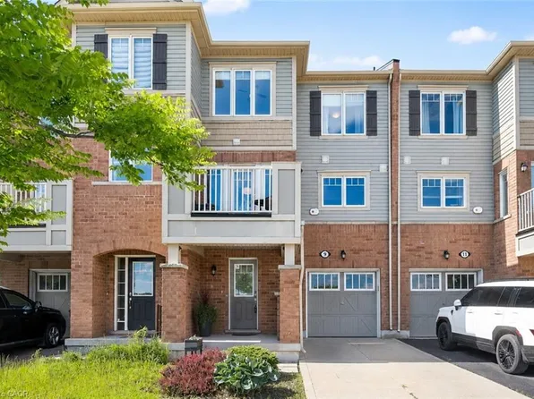 9 Outlook Ter, Kitchener, ON N2R 0K6