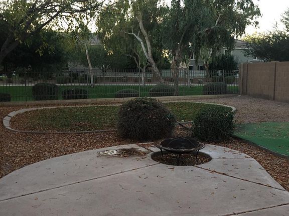 View fencing and fire pit