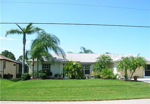 1st image of 573 Rotonda Cir