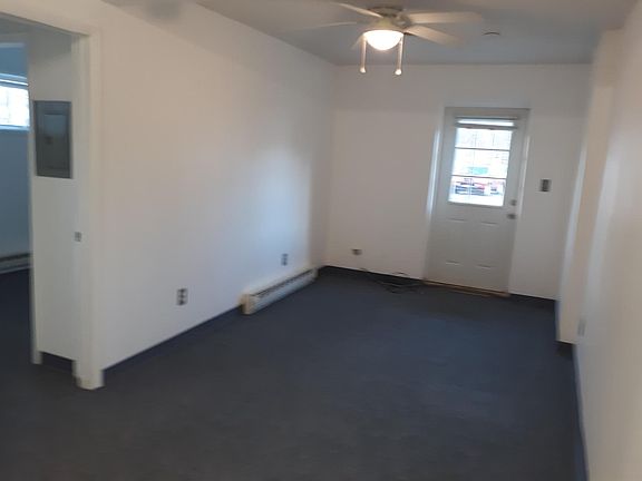 3rd image of 55 S Jefferson Ave #2A