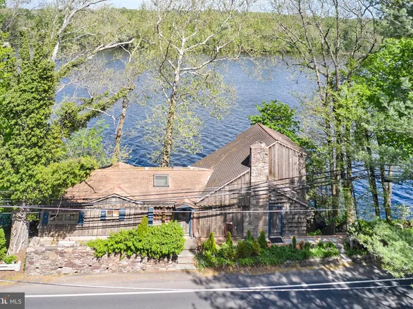 266 N Main St, New Hope, PA 18938