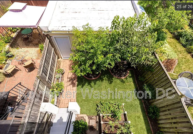611 4th St NE #A — Photo 25