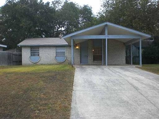 2nd image of 5722 Bienville Dr