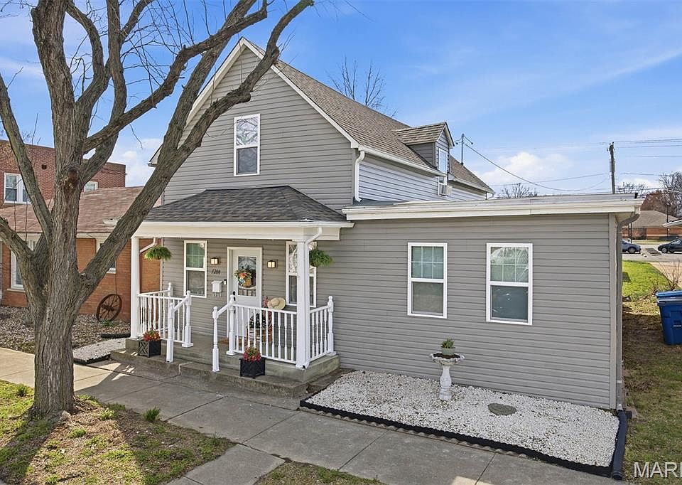 1st image of 1208 Main St