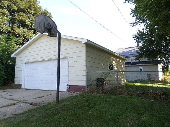 2nd image of 310 W Nott St