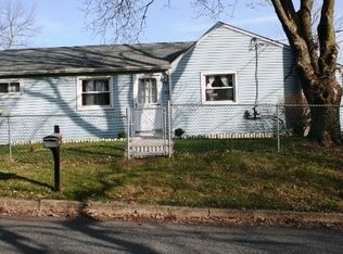 952 Willow St, Pottstown, PA 19464
