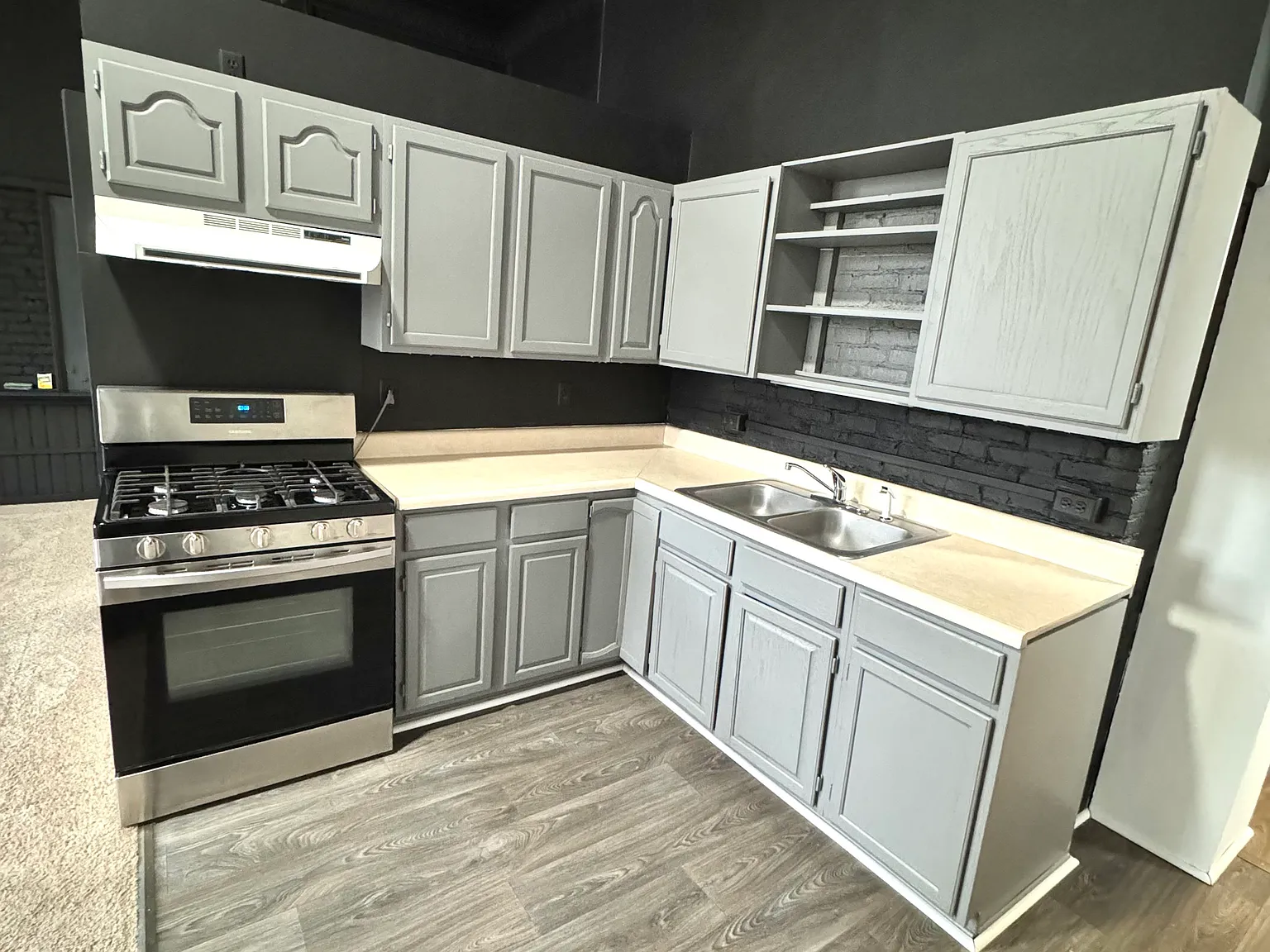 1 bed, $1,224 — Photo 2