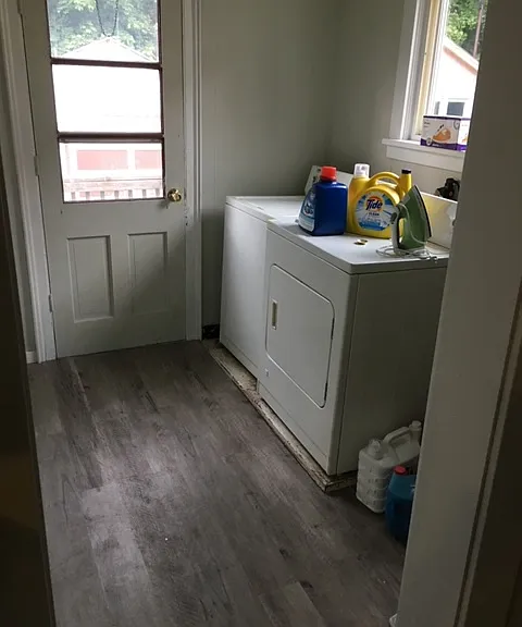155 W Oneida St — Photo 6
