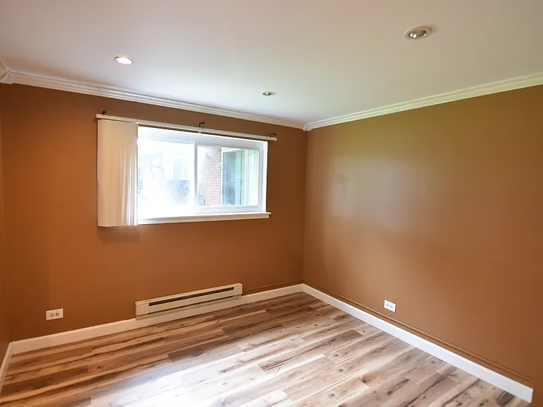 1910 W Hatherleigh Ct #2E — Photo 16