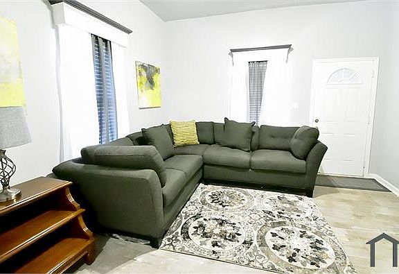 5th image of 82 Moury Ave SE