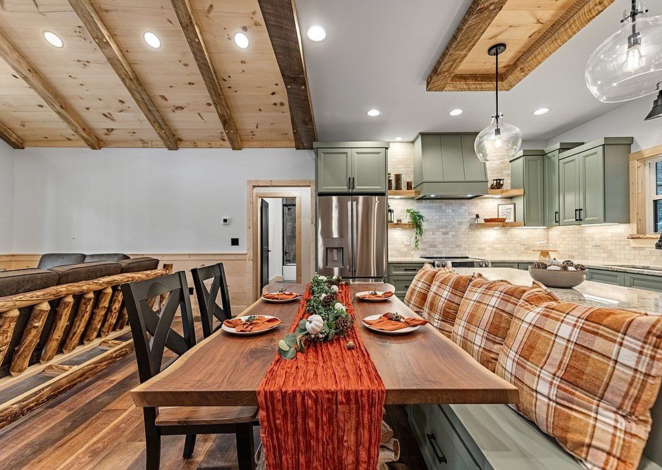 13th image of this home