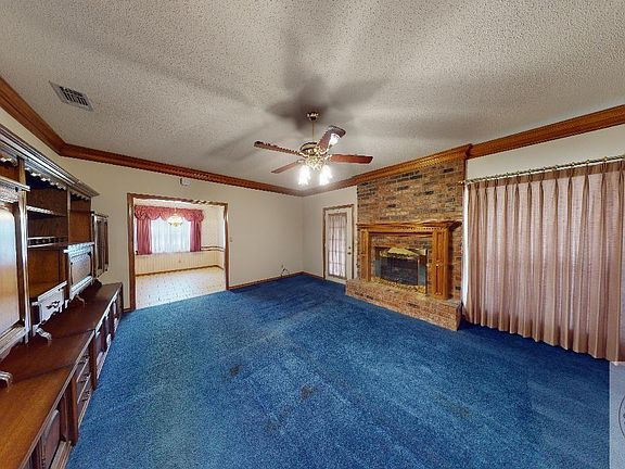 4th image of 5501 Winwood Dr