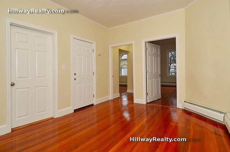 2nd image of 219 Maverick St #366LL