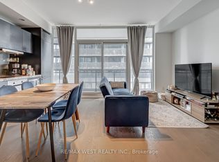 45 Charles St E #3011, Toronto, ON M4Y 0B8