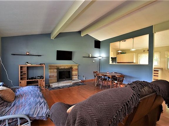5th image of 6822 Hawthorne Dr