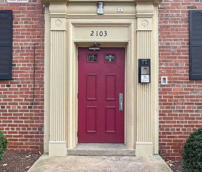 2103 Suitland Ter SE #201 — Photo 32