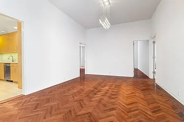 Rented by Manhattan Boutique Real Estate