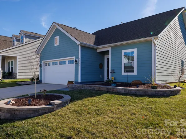 40308 Crooked Stick Dr, Lancaster, SC 29720