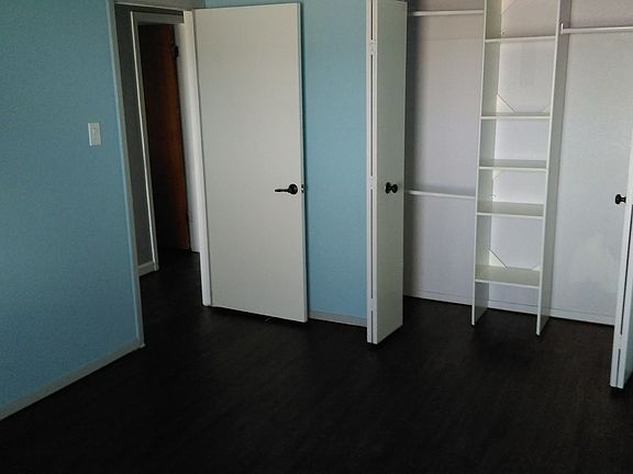 3rd image of 106 Cottonwood Ave APT A