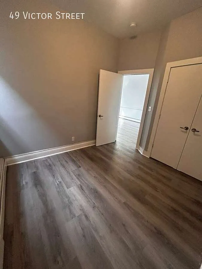 3 bed, $2,900 — Photo 4