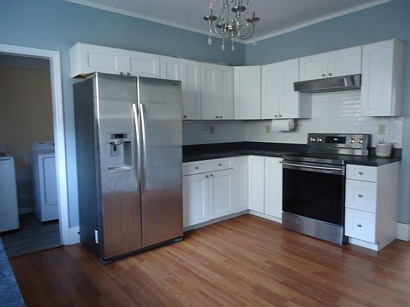 4th image of 181 Miracle Mountain Rd