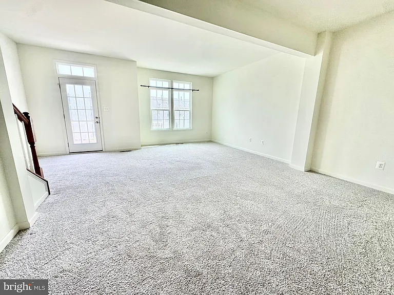 412 S Greenberry Ln — Photo 4