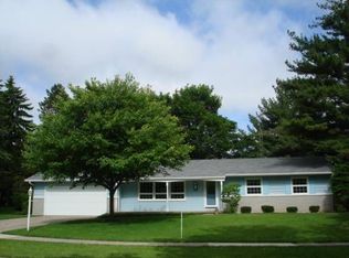 3855 Raleigh Dr, Okemos, MI 48864